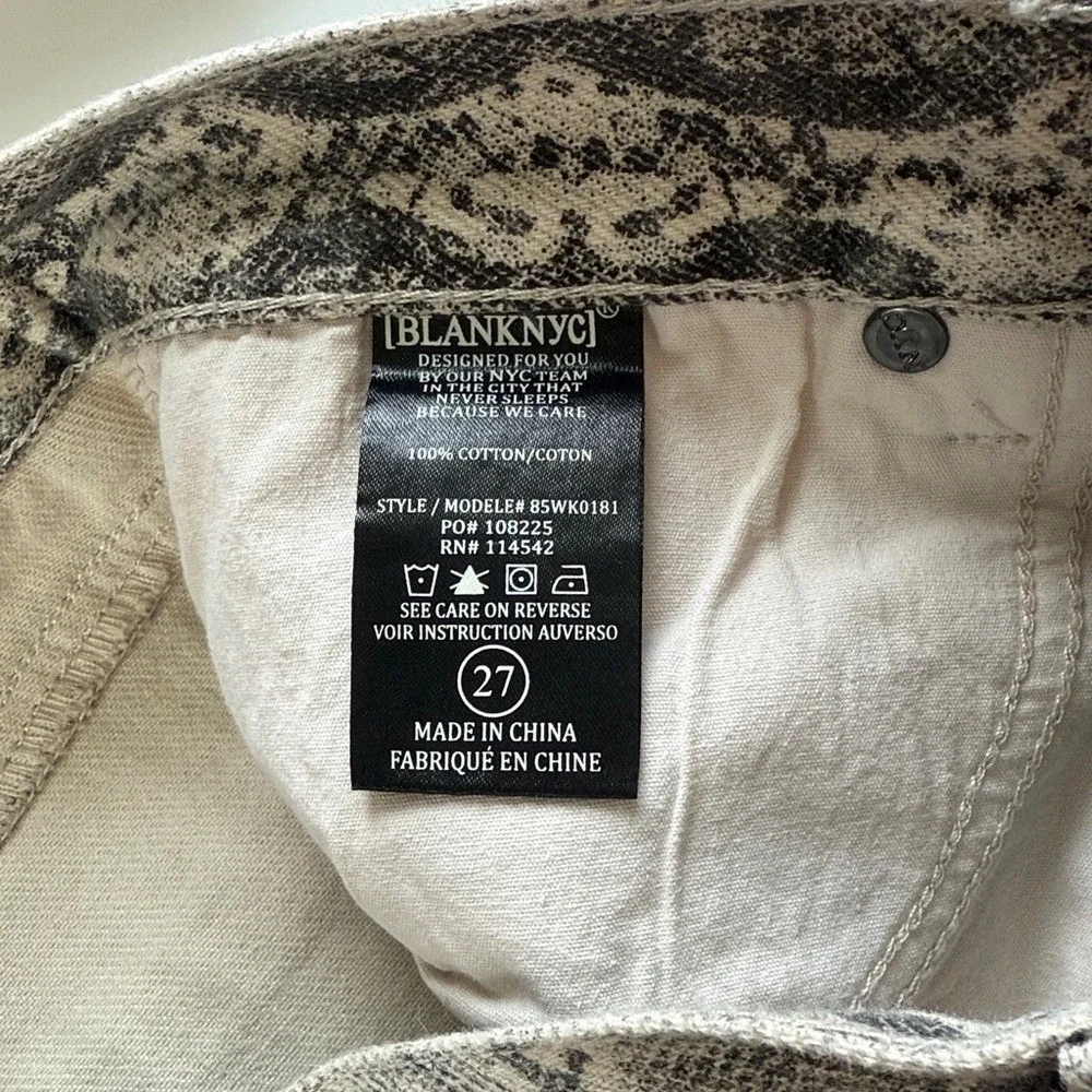 Blank NYC Snakeskin Print Denim Mini‎ Skirt Grey Black 85WK0181 Size 27